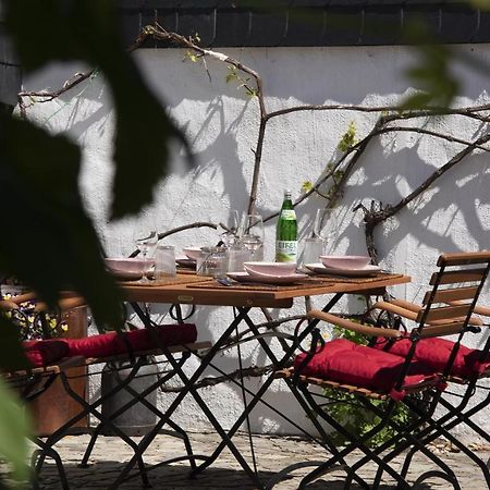 Rosige Zeiten, Ferien Im Fachwerkhaus Mechernich Esterno foto