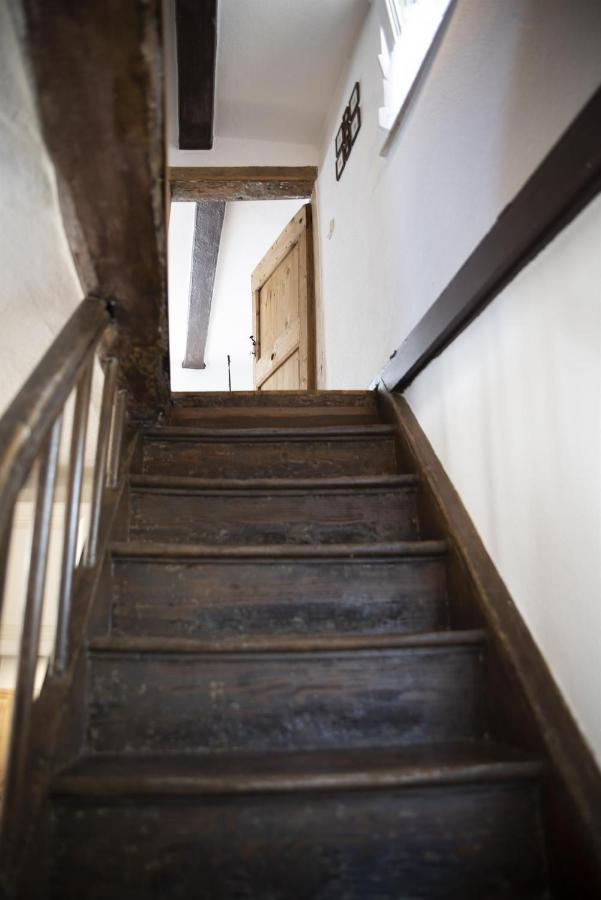 Rosige Zeiten, Ferien Im Fachwerkhaus Mechernich Esterno foto